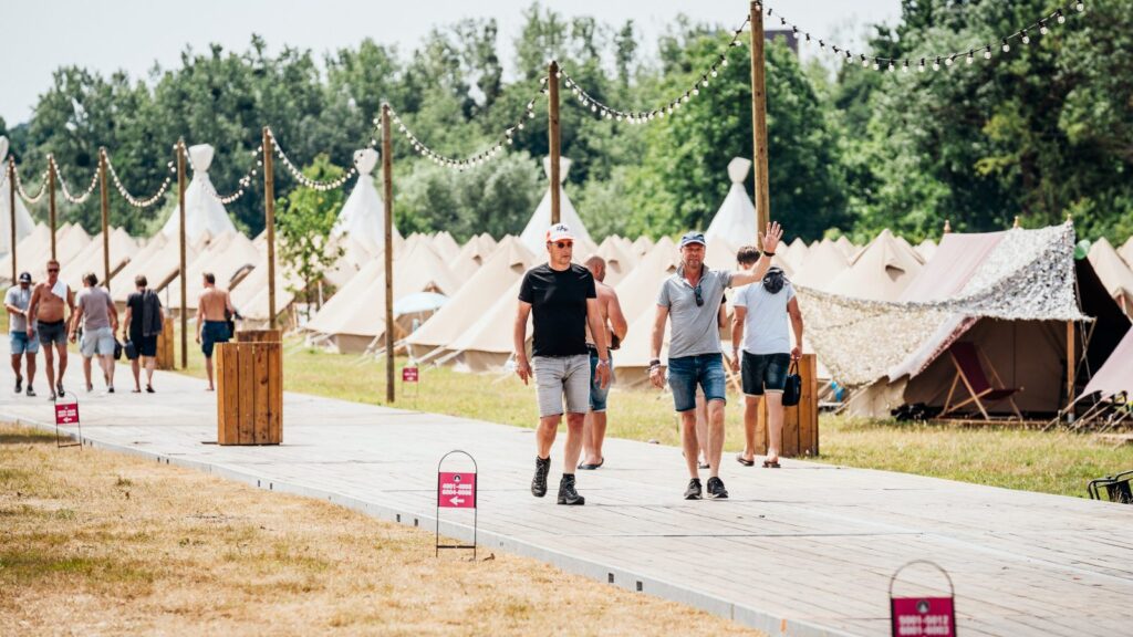 Special Tijdelijke Accommodaties centraal in juni-editie EB Live