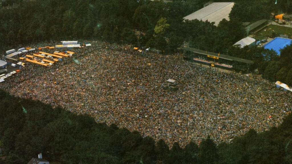 Pinkpop onthult monument in Geleen op oorspronkelijke festivallocatie