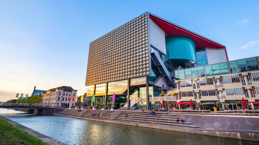 Livemuziekmonitor 2008–2024: de Nederlandse livesector groeit, verschuift en schuurt